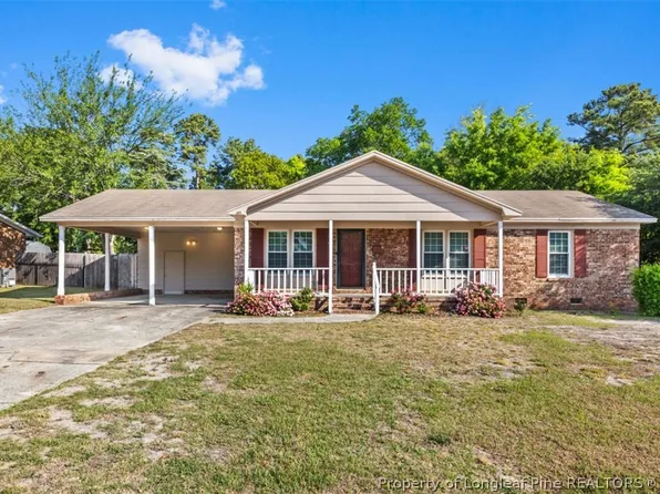 1467 Habersham Dr, Fayetteville, NC 28304