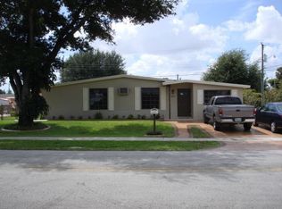 8290 NW 170th Ter, Hialeah, FL 33015