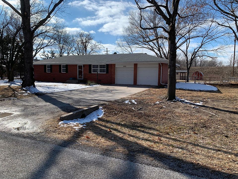 1st image of 2105 Wesfield Dr