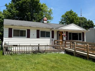 607 E North St, Albion, MI 49224