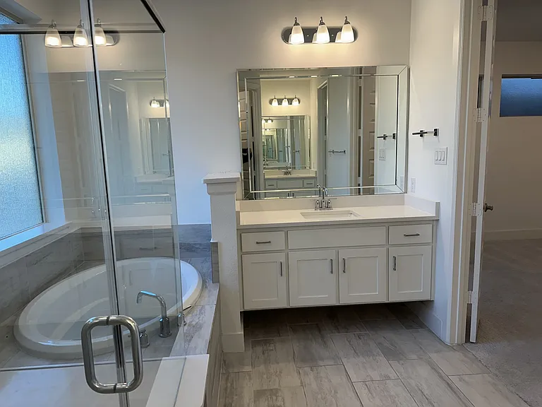 8215 Manoa Dr — Photo 23