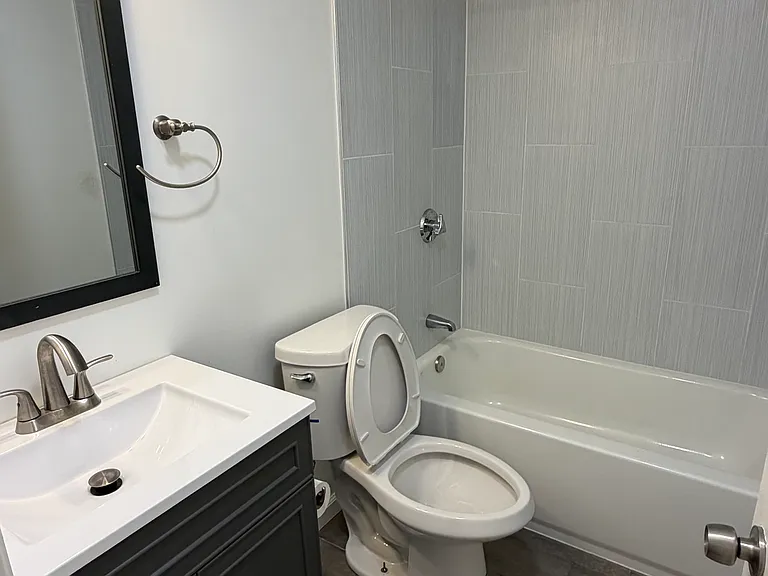 141 Pierce St #22 — Photo 2