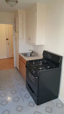 Rented by Winzone Realty Inc | media 11