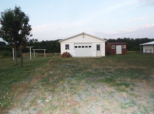 3044 T N Snow Rd, Nathalie, VA 24577