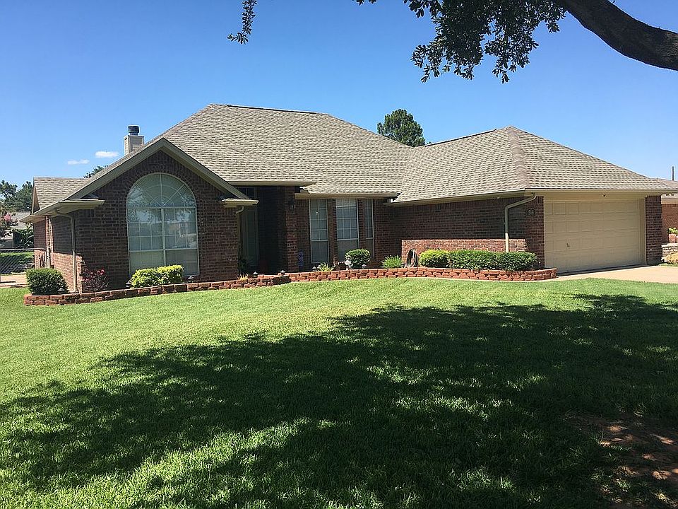 1st image of 506 Tahiti Dr