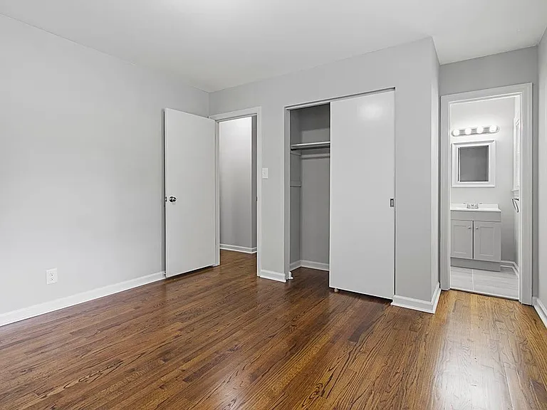 1054 N Pine Knoll Dr — Photo 10
