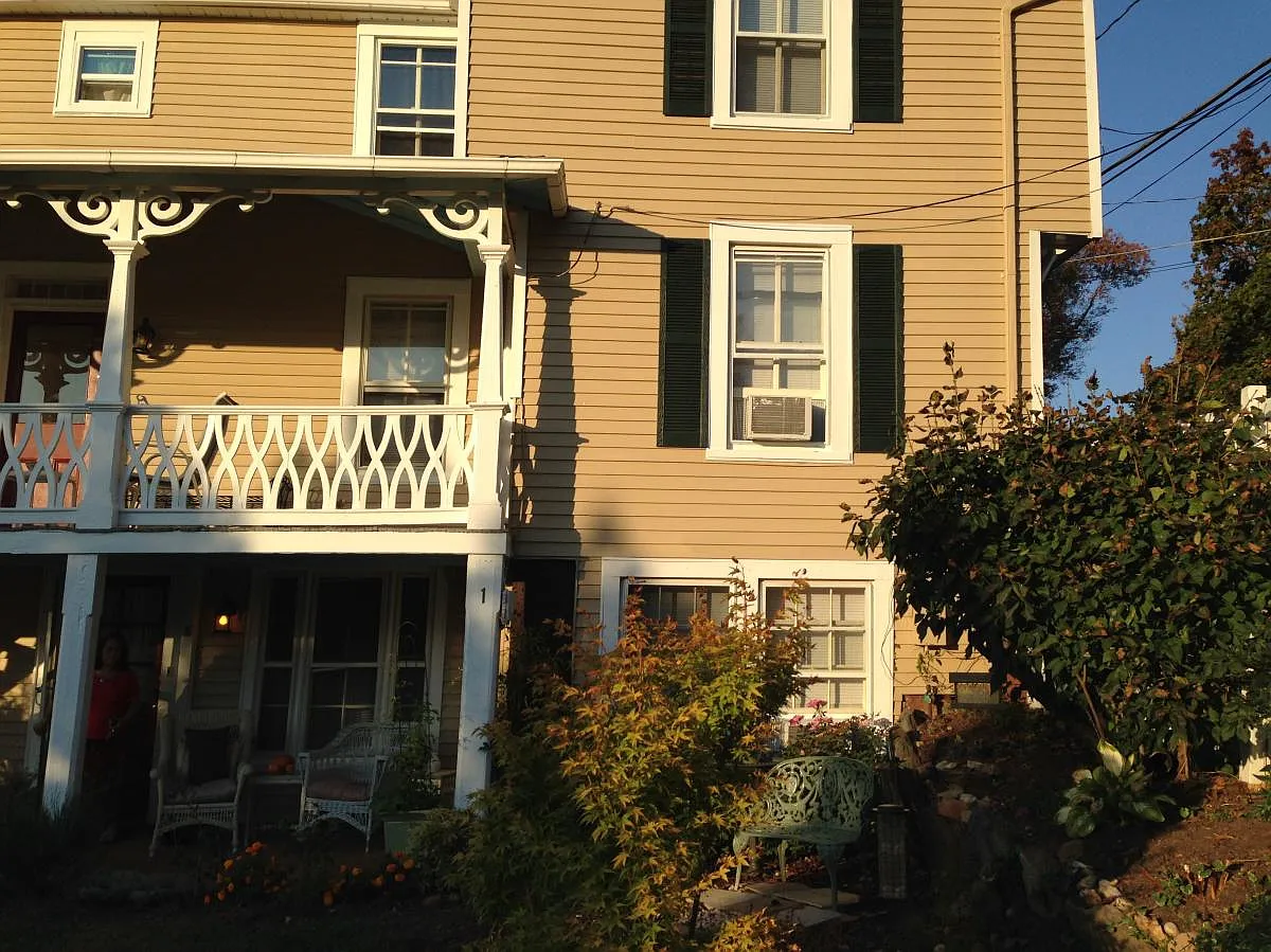 124 Horner Street — Photo 2