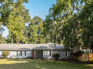 108 Hampshire Rd, Savannah, GA 31410