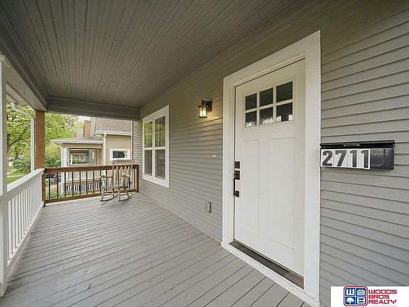 3rd image of 2711 Sumner St