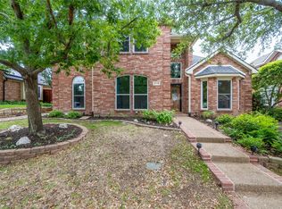 412 Foster Ln, Lewisville, TX 75067