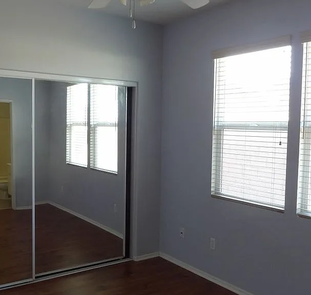 25330 Cole St — Photo 9
