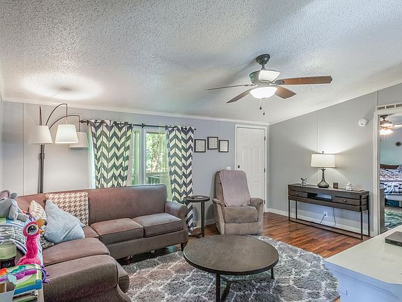 4th image of 4948 Deleon Dr