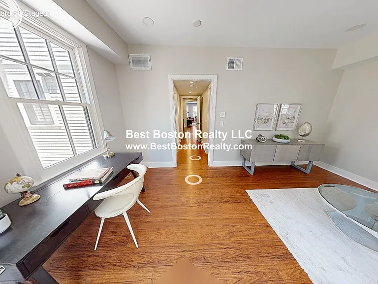 386 Harvard St — Photo 7