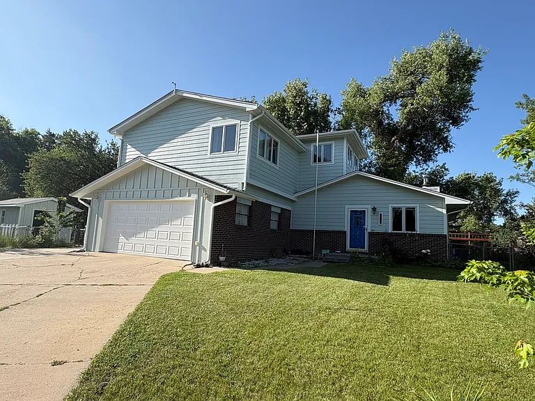 1318 Tipperary St — Photo 3