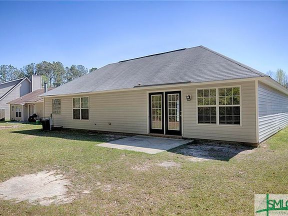 3rd image of 14 Stalwick Dr