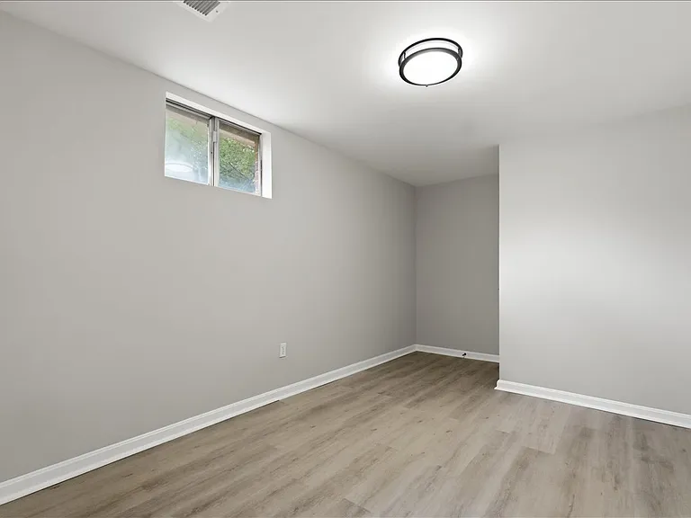 9200 Pebble Ct — Photo 14