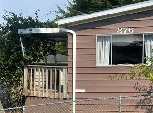 876 Vista Ct, Reedsport, OR 97467