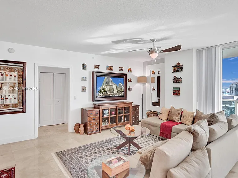 1250 S Miami Ave #2702 — Photo 5