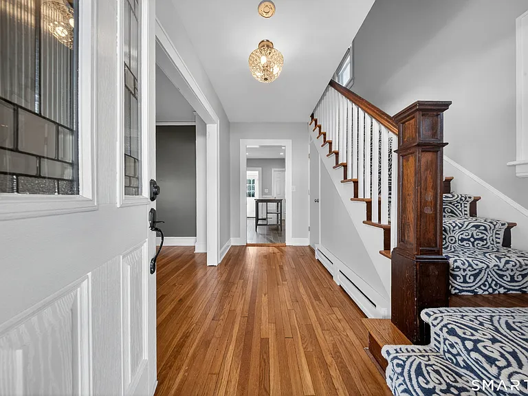 30 Noble St — Photo 8