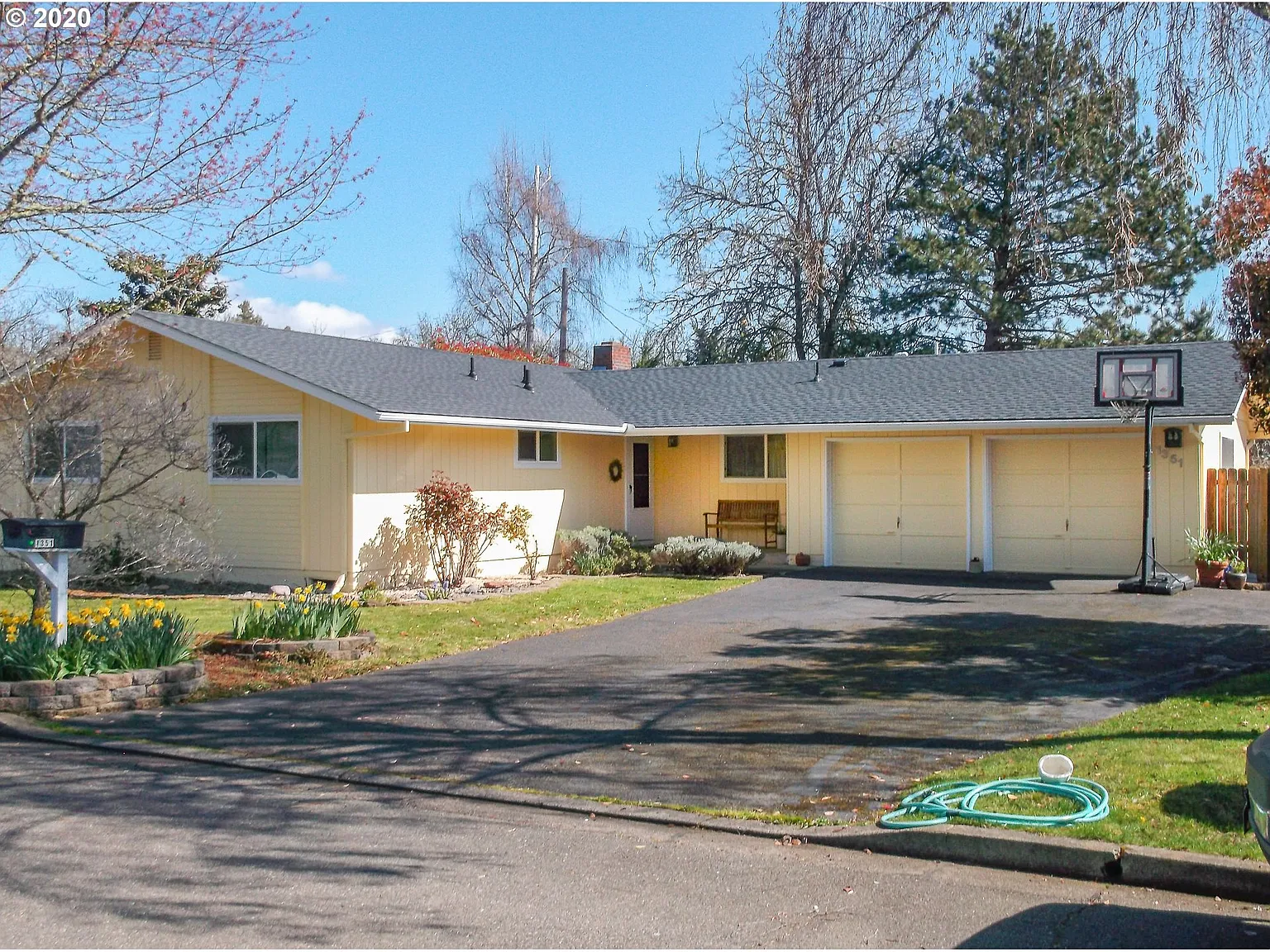 1351 NW Jefferson St photo 1