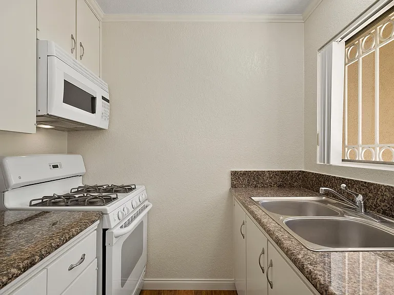 Kitchen on Level 4