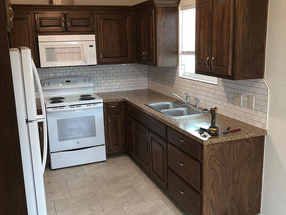 1st image of 608 S Baird St Unit B