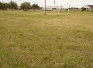 2702 W Eagle Dr, Rosenberg, TX 77471