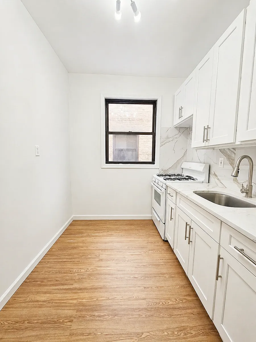 Building Photo - 23-18 36th St #1