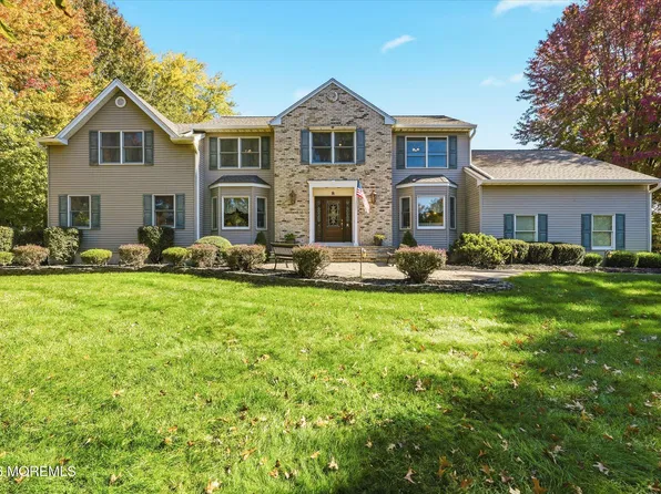 8 Assunpink Trail, Freehold, NJ 07728