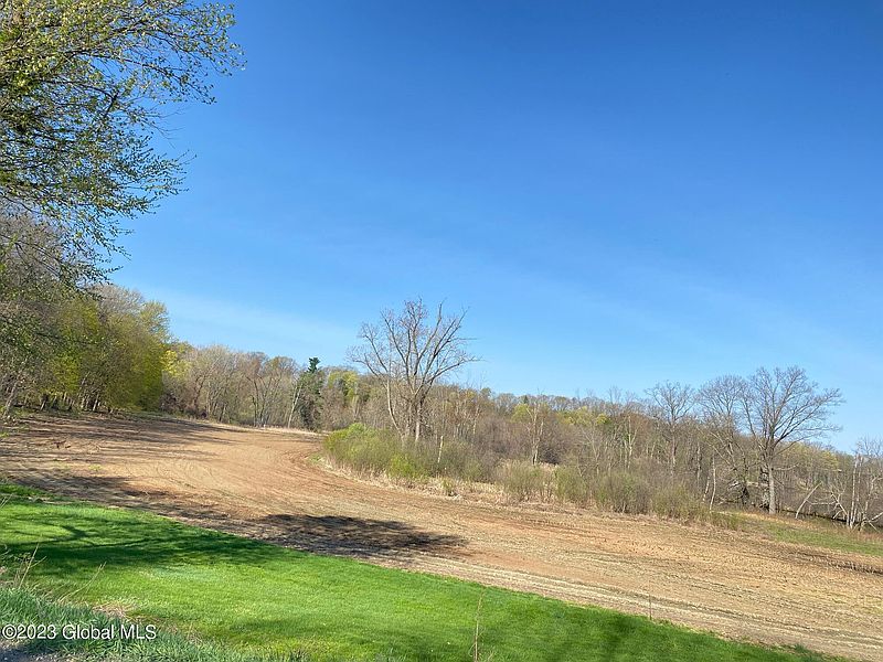 4th image of L5 Doty Hill Road