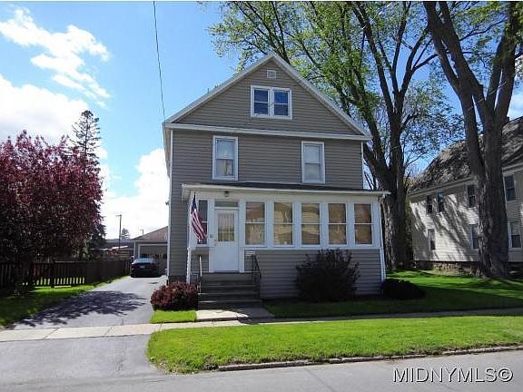2nd image of 10 Elmwood Ave