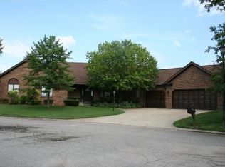 51110 Quail Hollow Ct, Granger, IN 46530