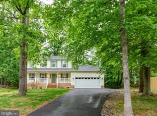 1716 Raines Dr, Fredericksburg, VA 22401