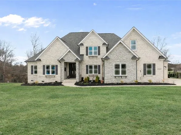 5513 Palermo Trl, Oak Ridge, NC 27310