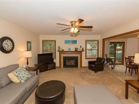 5th image of 19067 Newport Pointe Ct