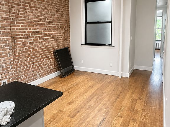 3rd image of 434 W 52nd St APT 7