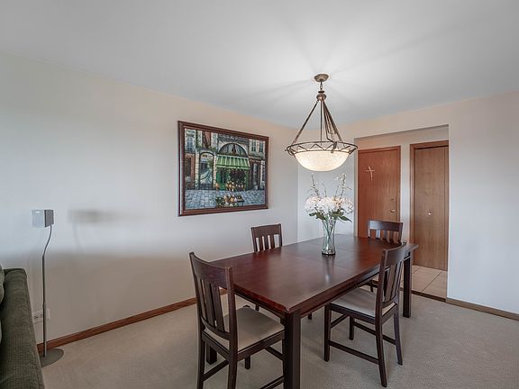 4th image of 8560 W Foster Ave Unit 703