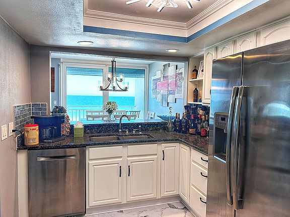 3rd image of 17408 Gulf Blvd APT 304