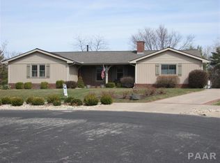 5525 N Briarcrest Ct, Peoria, IL