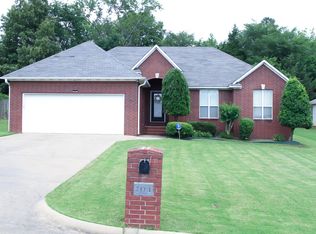 704 Amberwood Cv, Jonesboro, AR 72401