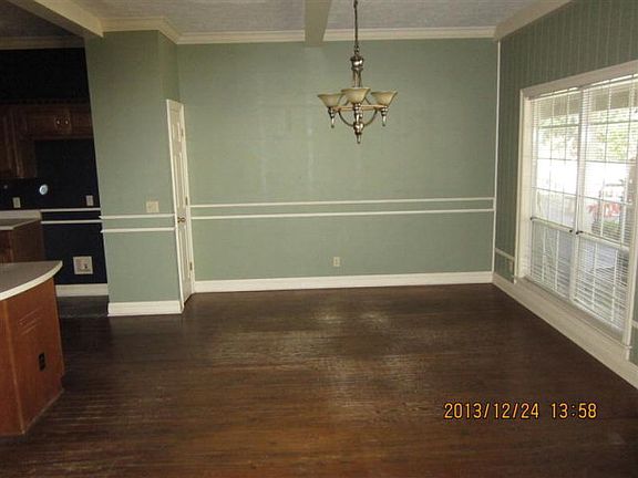 5th image of 4031 Crystal Lake Dr #A