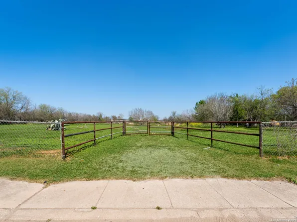 541 BRIGGS ST LOT 49, San Antonio, TX 78211