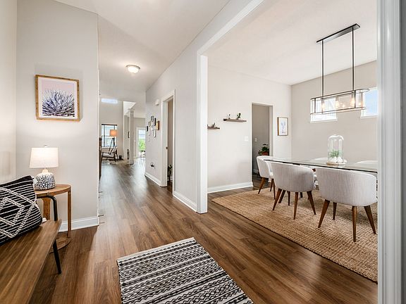 3rd image of 5622 Ballantrae Woods Dr