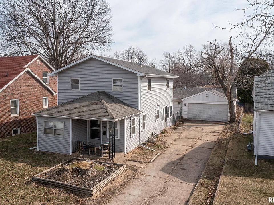 1410 S 8th St, Pekin, IL 61554 Zillow