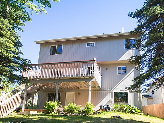 Back balcony and deck