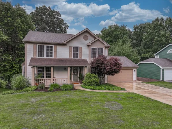 208 Oak Highland Dr, Coraopolis, PA 15108