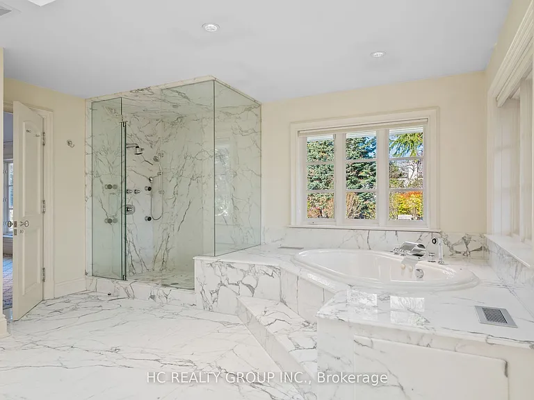 80 Bayview Rdg — Photo 18