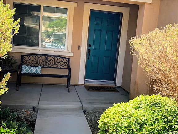 3rd image of 53013 Belle Isis Ct