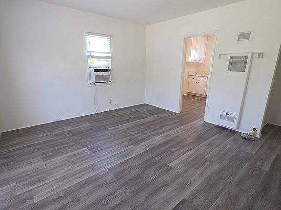 4th image of 617-621 N Columbus Ave APT 617-01