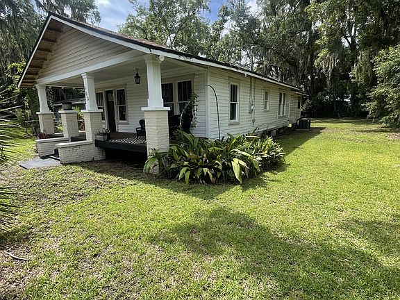 5th image of 903 NW 6th Ave